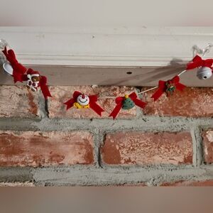 Festive Christmas Bow Mini Garland Teddy Bears Snowman Tree Bells Decor Rustic